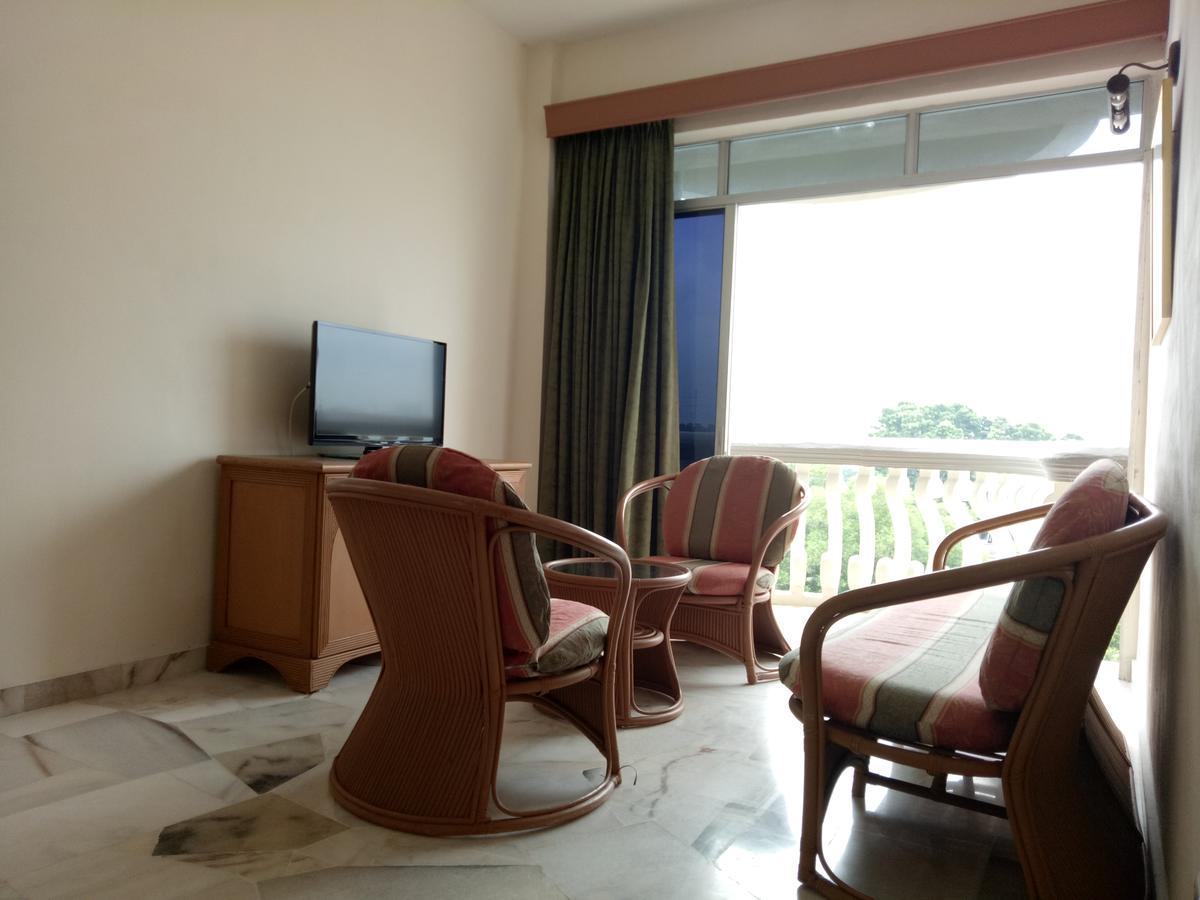بورت ديكسون Ruiyas Sea View Condominium Portdickson المظهر الخارجي الصورة