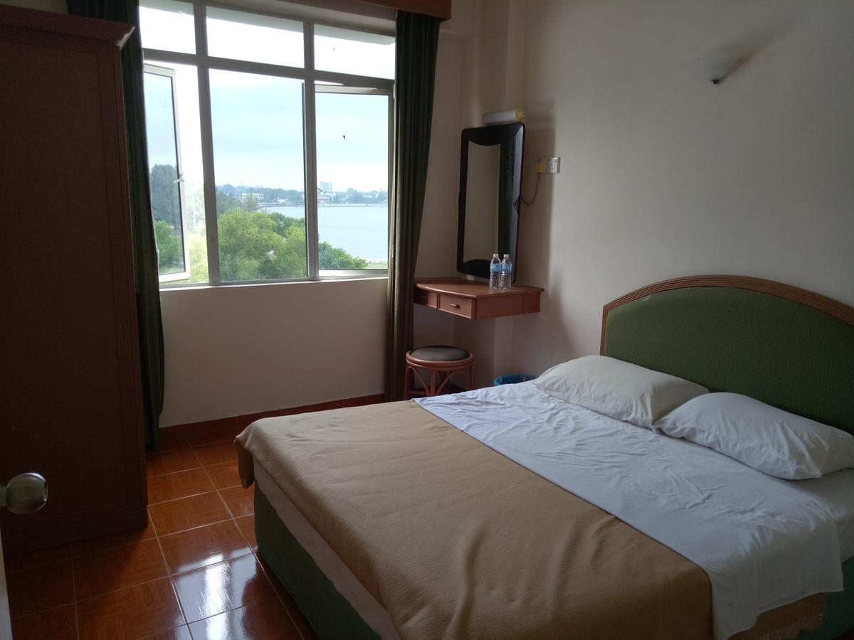 بورت ديكسون Ruiyas Sea View Condominium Portdickson المظهر الخارجي الصورة